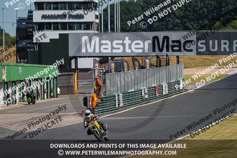 enduro digital images;event digital images;eventdigitalimages;mallory park;mallory park photographs;mallory park trackday;mallory park trackday photographs;no limits trackdays;peter wileman photography;racing digital images;trackday digital images;trackday photos